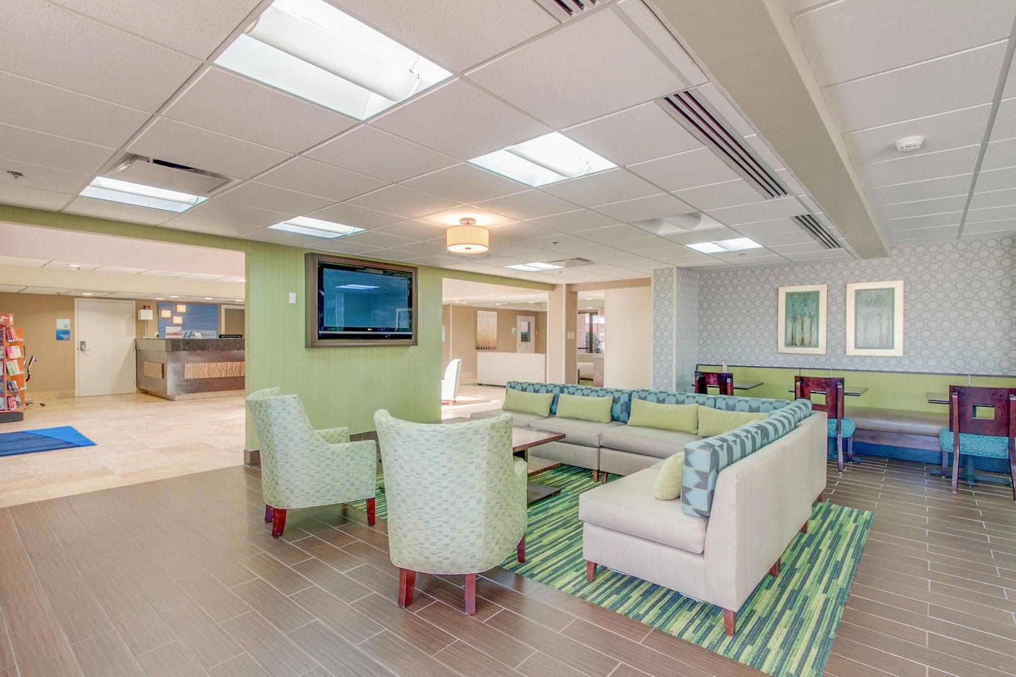 Holiday Inn Express Hotel & Suites Midlothian Turnpike By Ihg North Chesterfield Ngoại thất bức ảnh